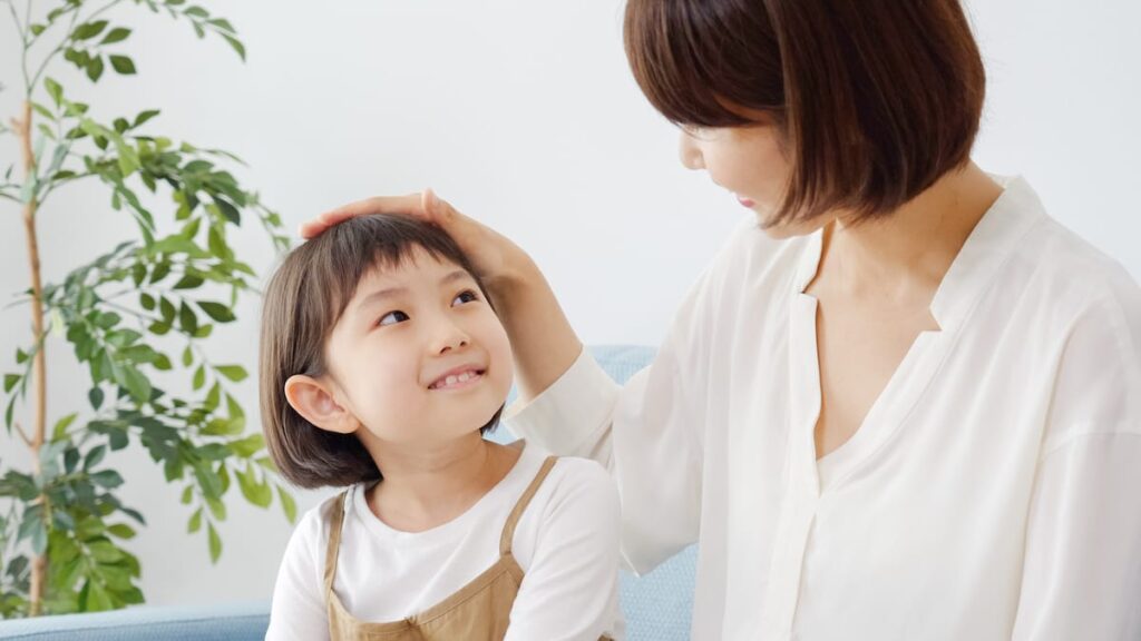 子供を褒める